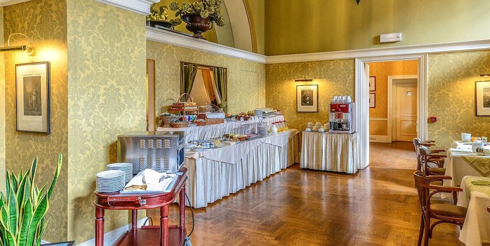 Albergo Alla Posta Triëst Buitenkant foto