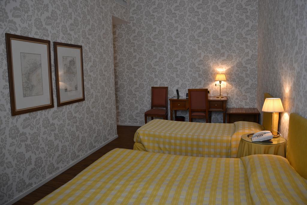 Albergo Alla Posta Triëst Buitenkant foto